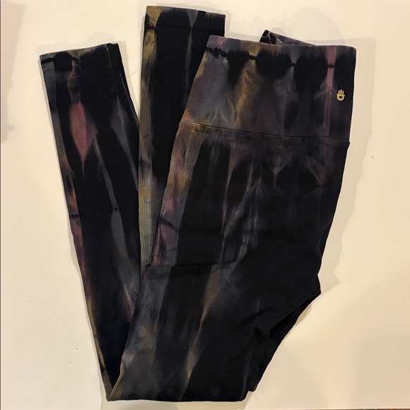 Spiritual Gangster Amor Cropped Tank & Love Sculpt Legging Set; Black Tie Dye - Picture 3 of 8